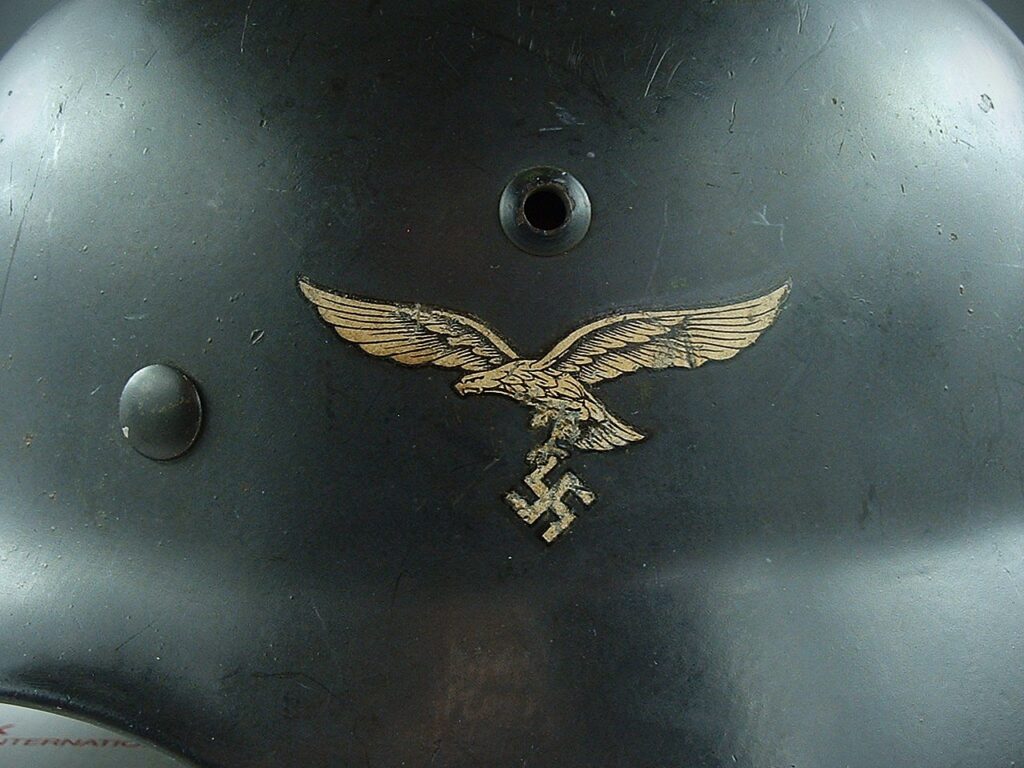 7 - Model 35 Double Decal Luft by Quist - H227