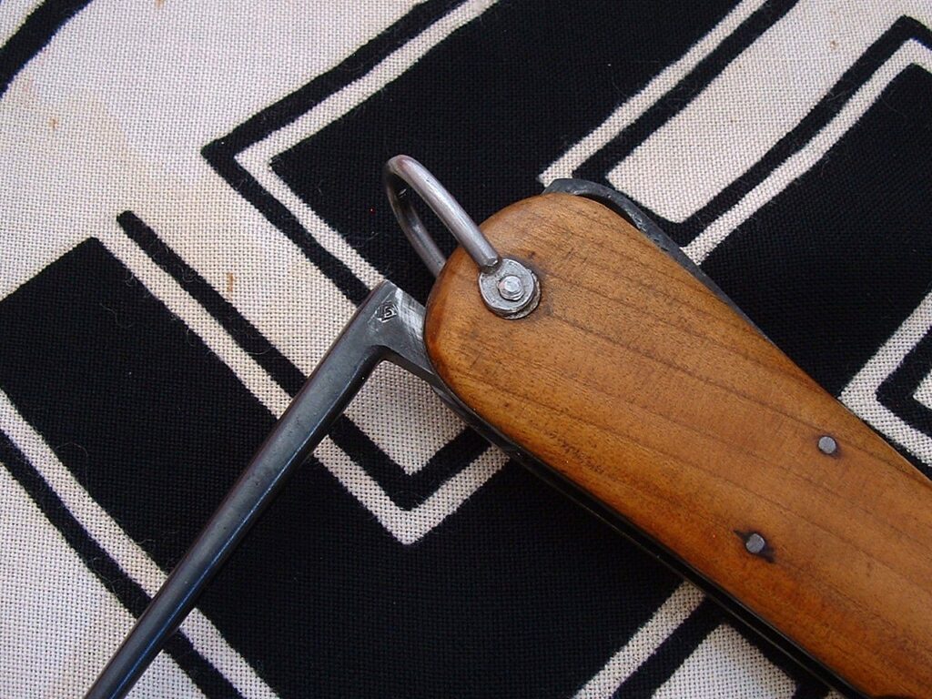 8 - Minty Type II Gravity Knife by Weyersberg - D1202