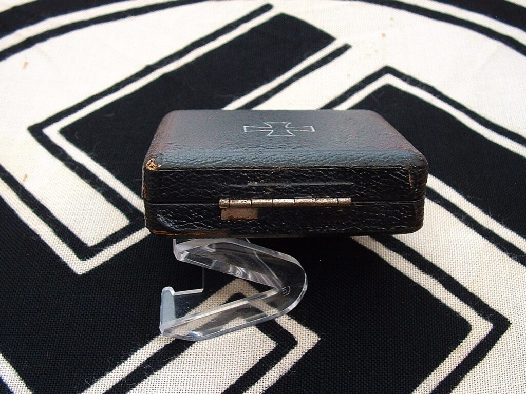 3 - Iron Cross 1st Class by Deumer - M550