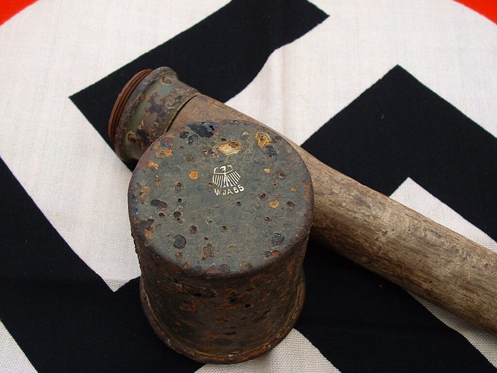 5 - M24 Stick Grenade by Riker - G272