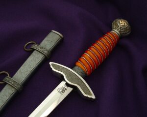 2 - Minty 2nd Model Luftwaffe Officer's Dagger by Eickhorn - D1206