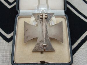 5 - 3rd Reich Iron Cross 1st Class by Deumer - M559