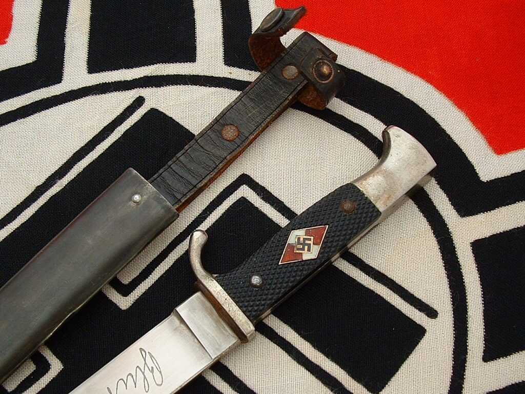 3 - Hitler Youth Knife w Motto by Grawisco - D1211