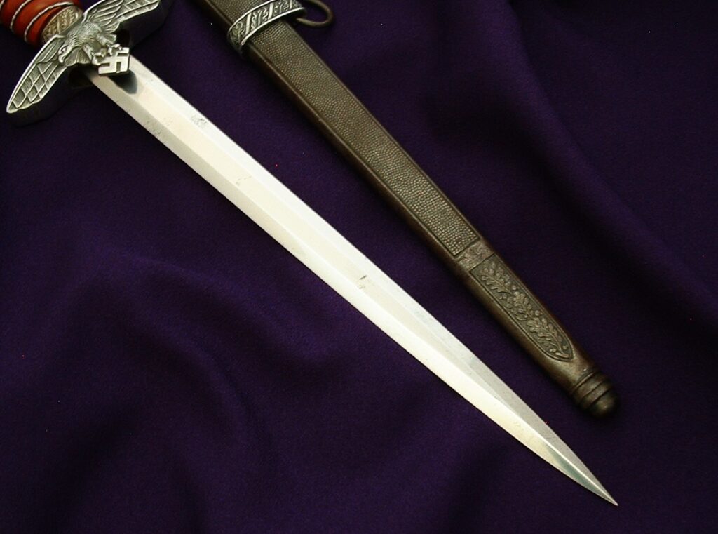 8 - 2nd Model Luft Dagger by WKC - D1210