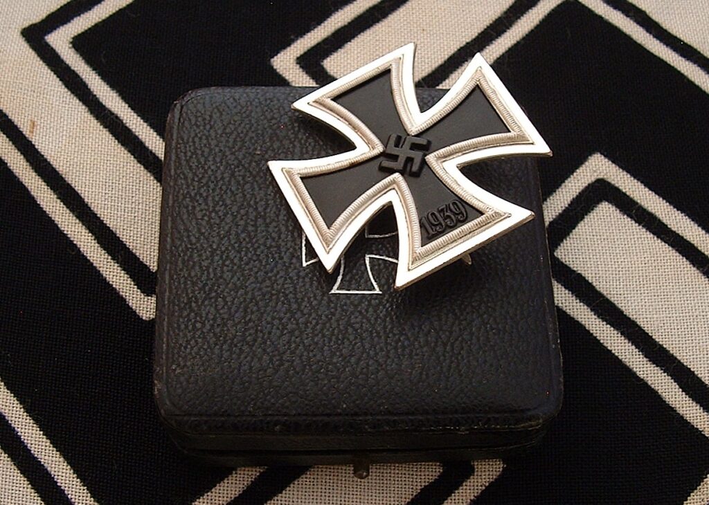 1 - Stunning Cased EKI by W&L - A567