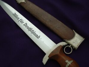 11 - Ground Rohm SA Honor Dagger by Eickhorn - D1215