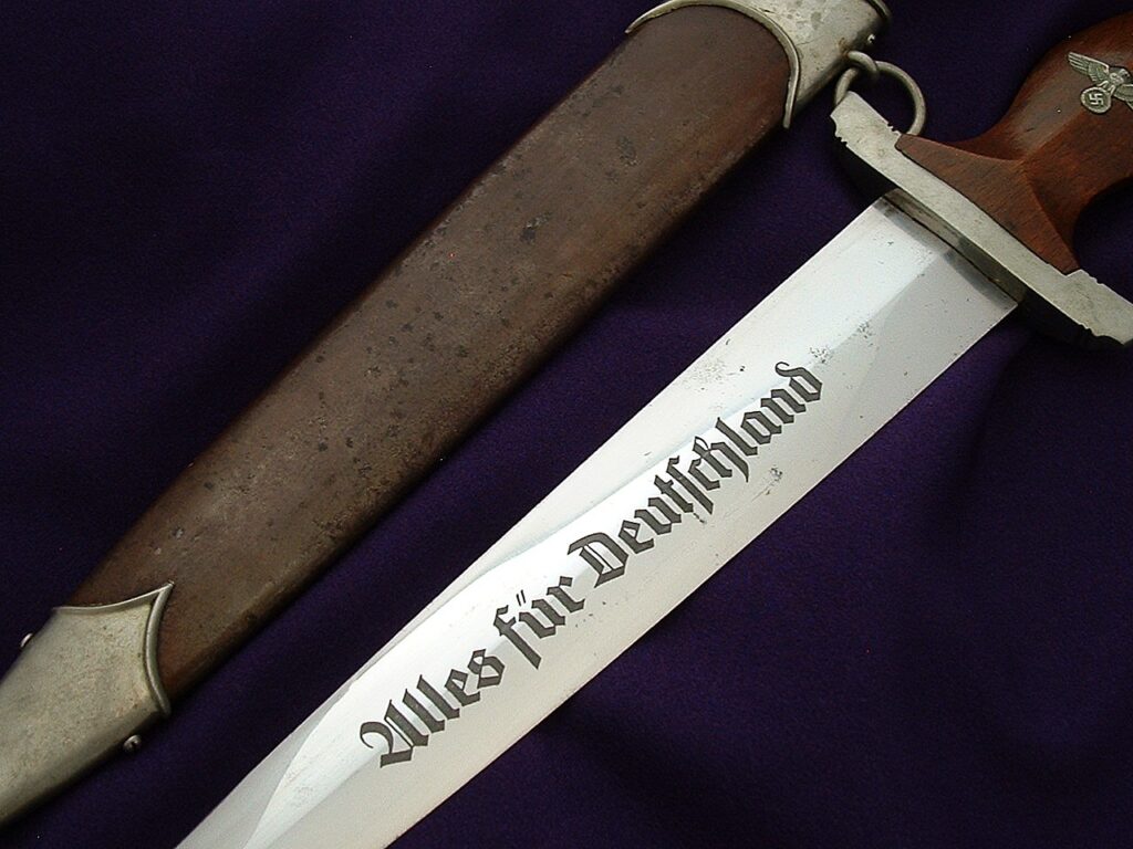 2 - Ground Rohm SA Honor Dagger by Eickhorn - D1215