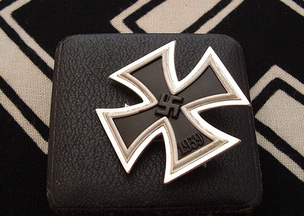 2 - Stunning Cased EKI by W&L - A567