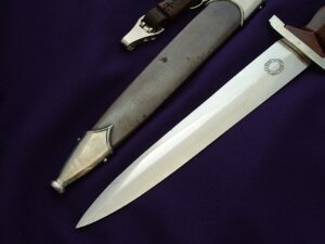 3 - Early Stormtrooper's Dagger by Bohmenachfl - D1220
