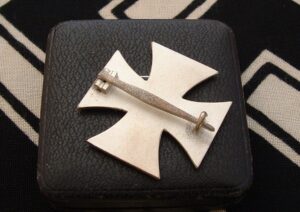 3 - Stunning Cased EKI by W&L - A567