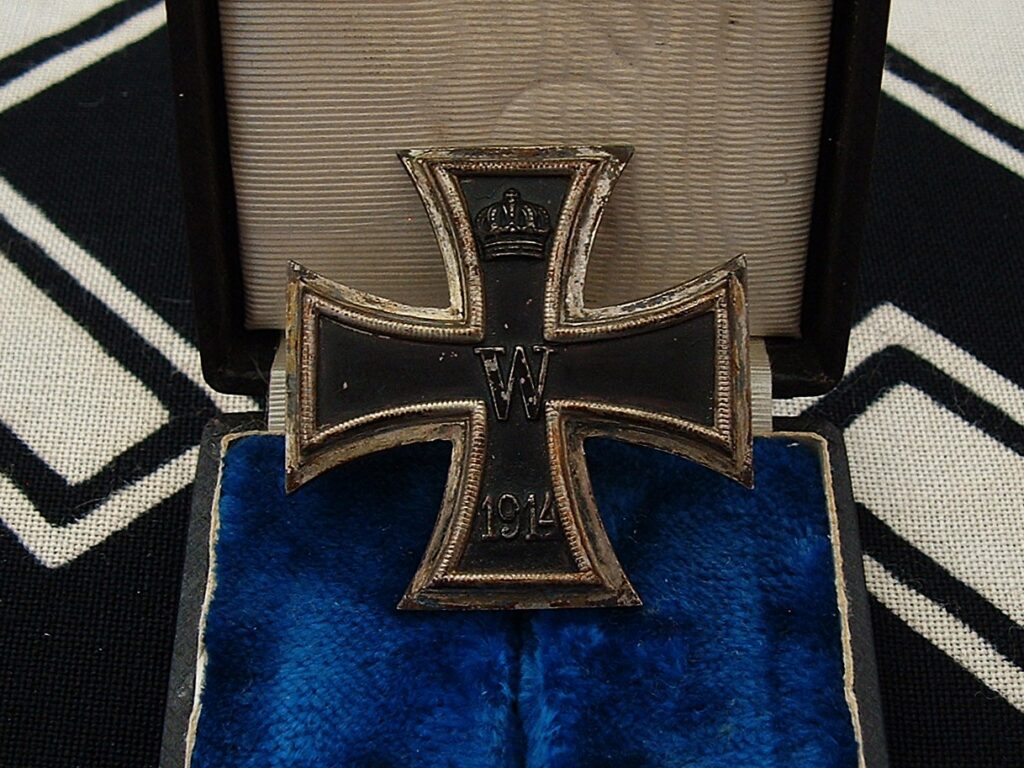 3 - WWI Iron Cross 1st Class by Königliches Münzamt Orden - M565