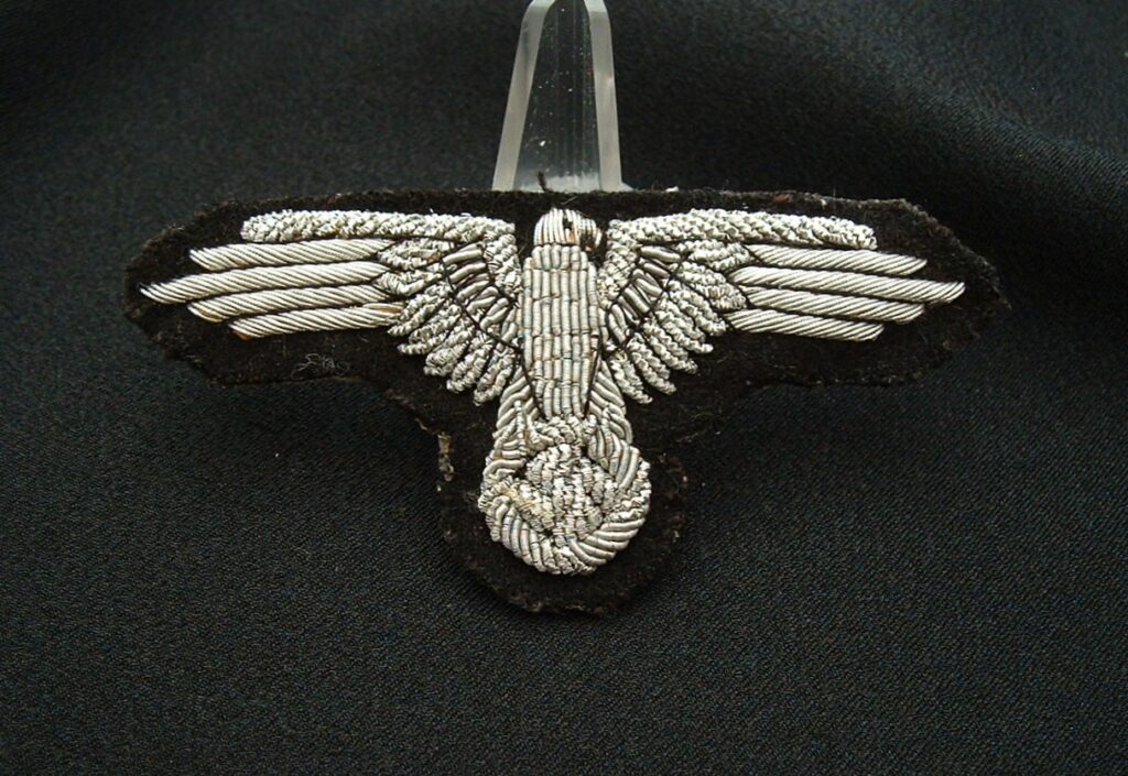 4 - SS Officer's Tunic Sleeve Eagle - C330