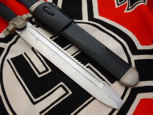 7 - Red Cross EM Hewer Complete - D1222