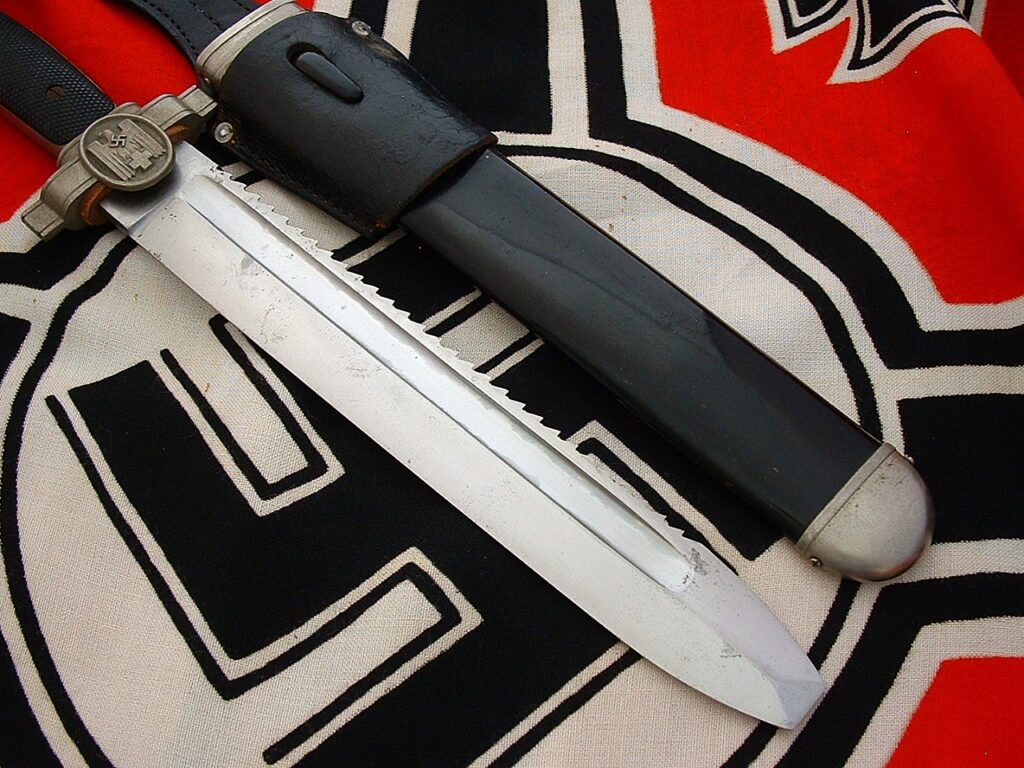 7 - Red Cross EM Hewer Complete - D1222