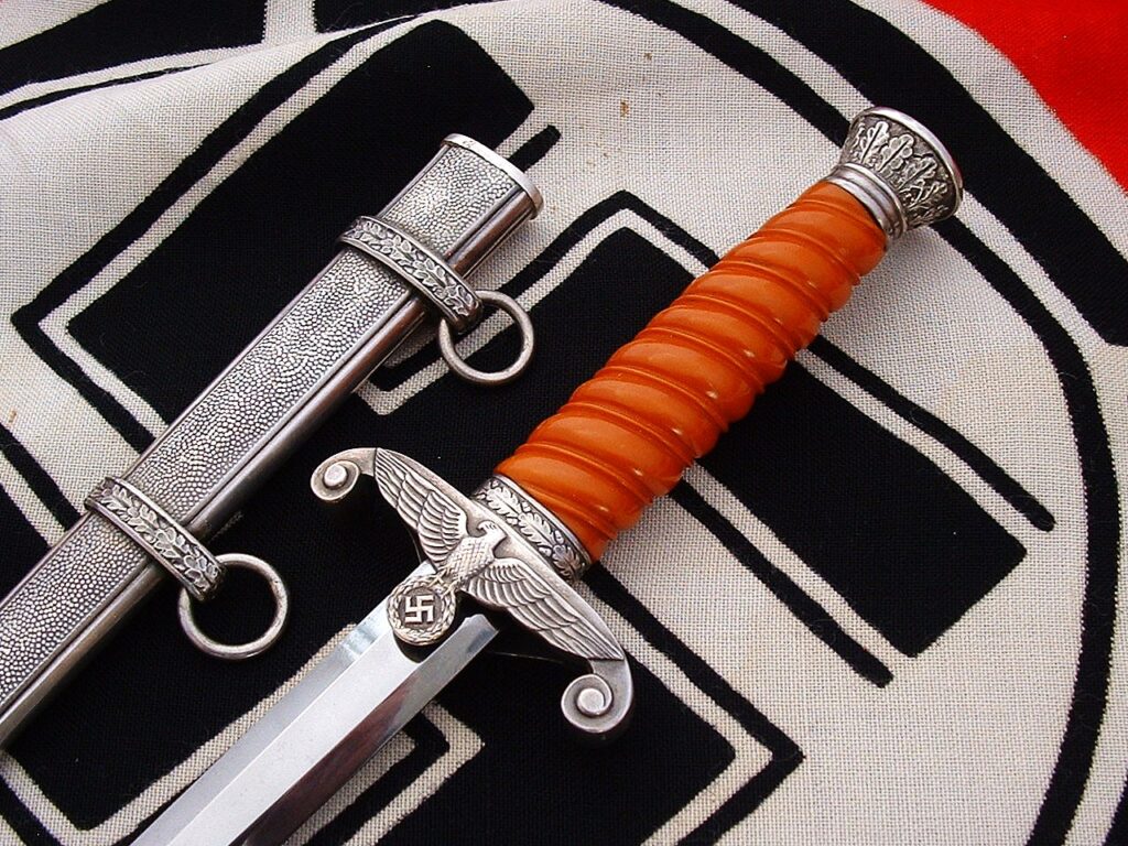 1 - Personalize Heer Dagger to a Major by Eickhorn - D1224