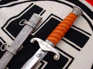 2 - Personalize Heer Dagger to a Major by Eickhorn - D1224