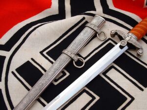 3 - Personalize Heer Dagger to a Major by Eickhorn - D1224