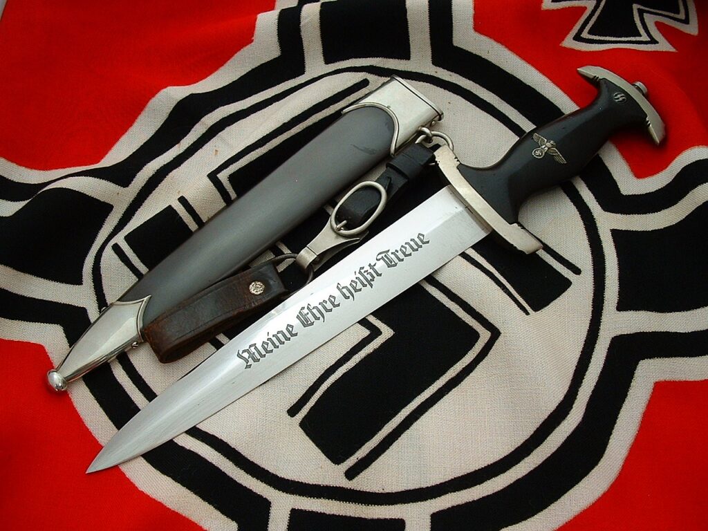 1 - Early Mint M33 SS Dagger by 12034 - RC129