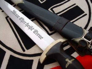 11 - Rare Mid Period M33 SS Dagger by RZM 12138 - RC124