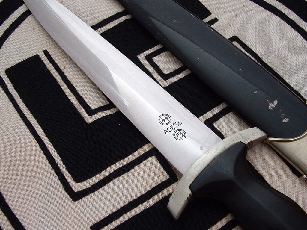 12 - Mid Period SS Dagger by RZM 80736 - RC130