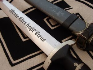 12 - Minty M33 SS Dagger by Klaas - RC146