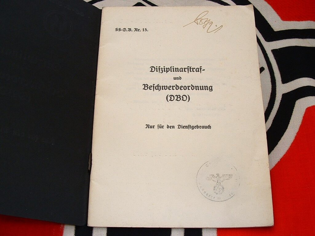 2 - Allgemeine SS Disciplinary Rule Pamphlet - RC122