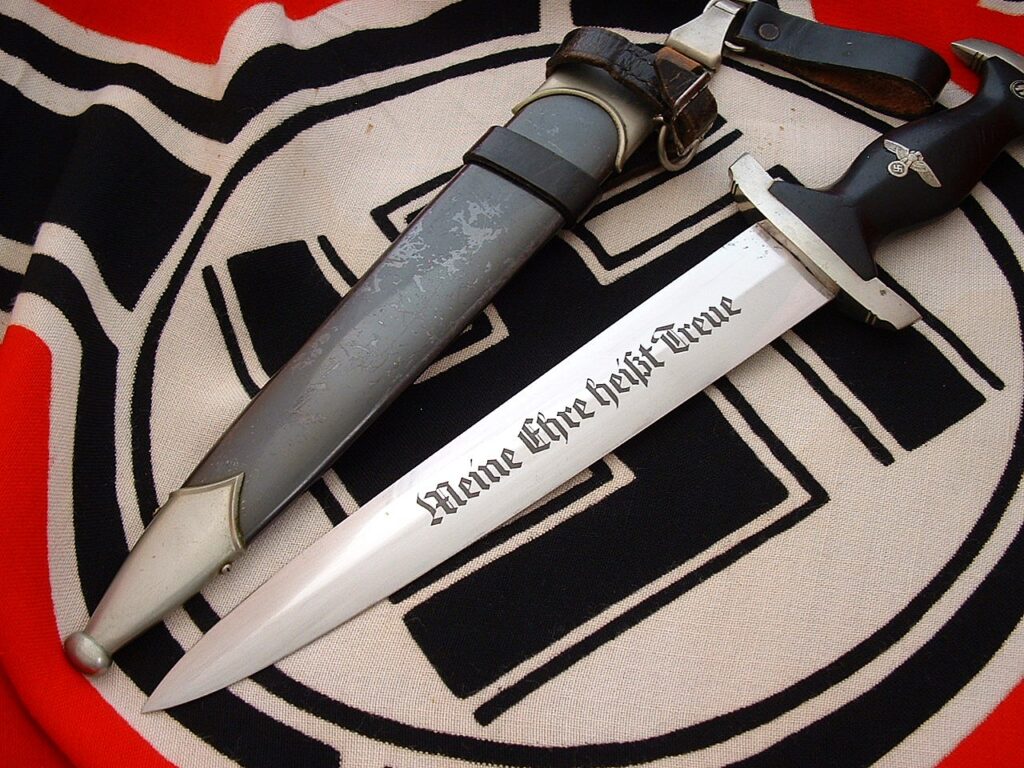 2 - Minty M33 SS Dagger by Klaas - RC146