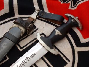 4 - Minty M33 SS Dagger by Klaas - RC146