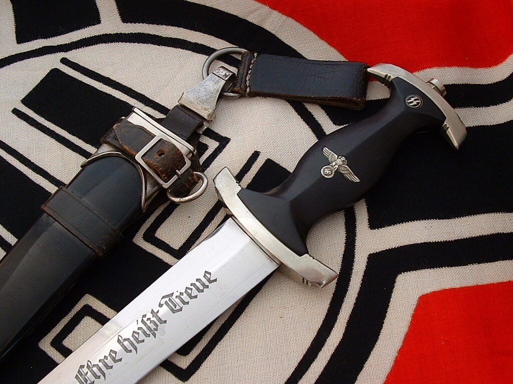 4 - Rare Early Personalized SS M33 Maker by Shuttlehoffer - RC138