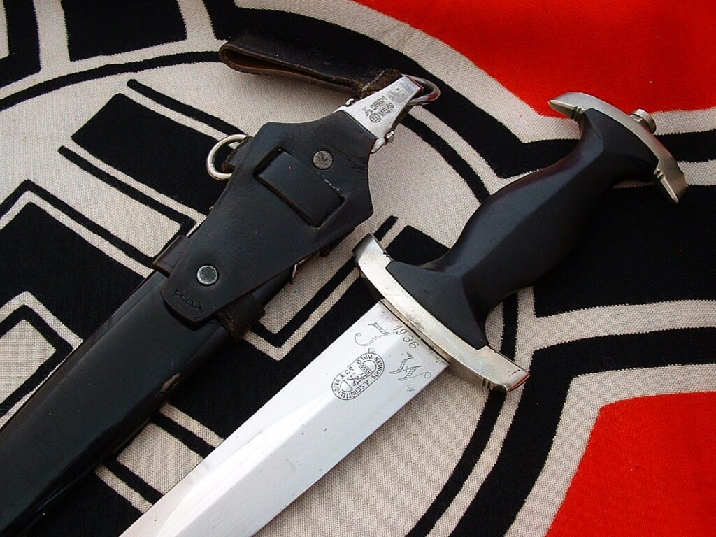 5 - Rare Early Personalized SS M33 Maker by Shuttlehoffer - RC138