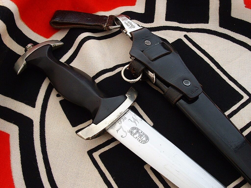 7 - Rare Early Personalized SS M33 Maker by Shuttlehoffer - RC138