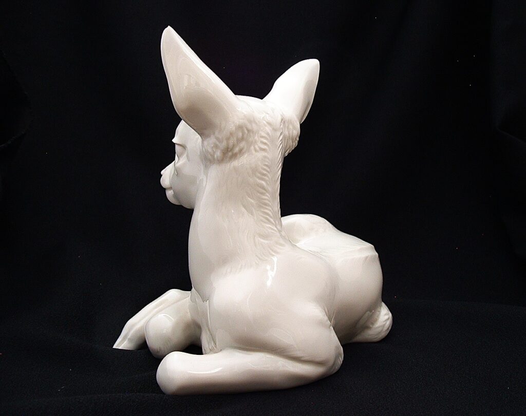 7 - SS Allach Lying Fawn - RC133