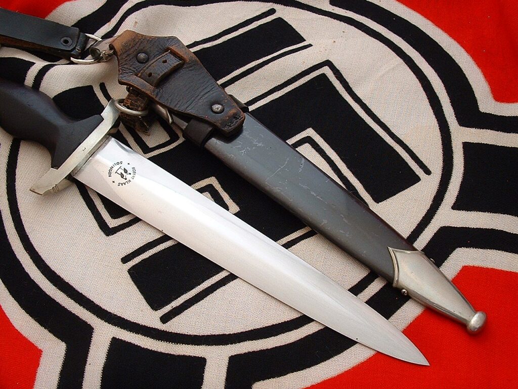 9 - Minty M33 SS Dagger by Klaas - RC146