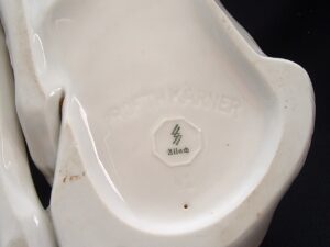 9 - SS Allach Lying Fawn - RC133