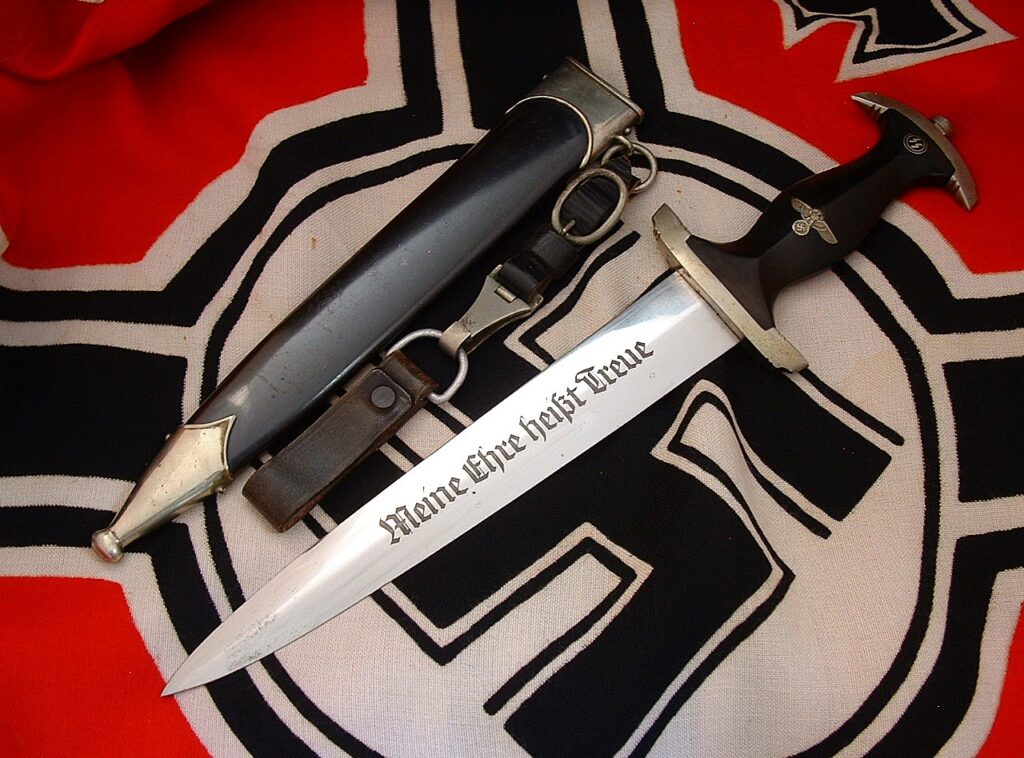 1 - Rare Maker M33 SS Dagger by E. Pack - RC151