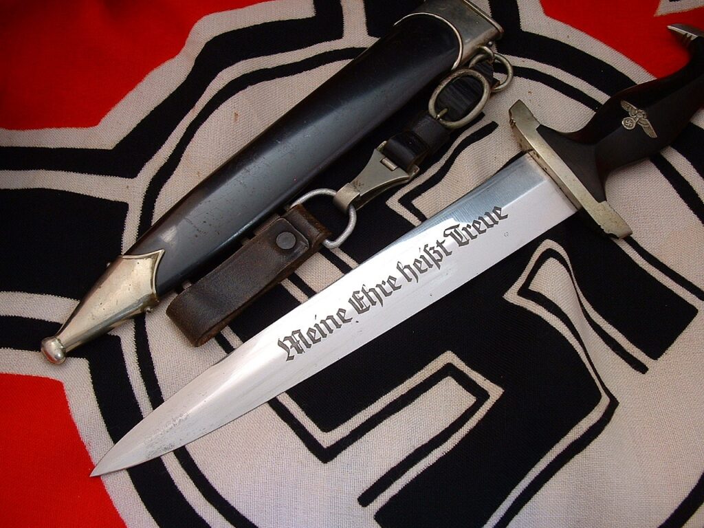 2 - Rare Maker M33 SS Dagger by E. Pack - RC151