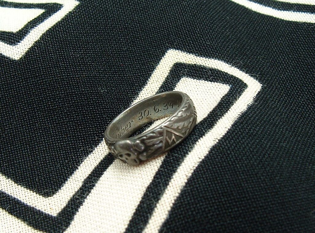 33 - Herder Full Rohm SS & Honor Ring to Same Recipient