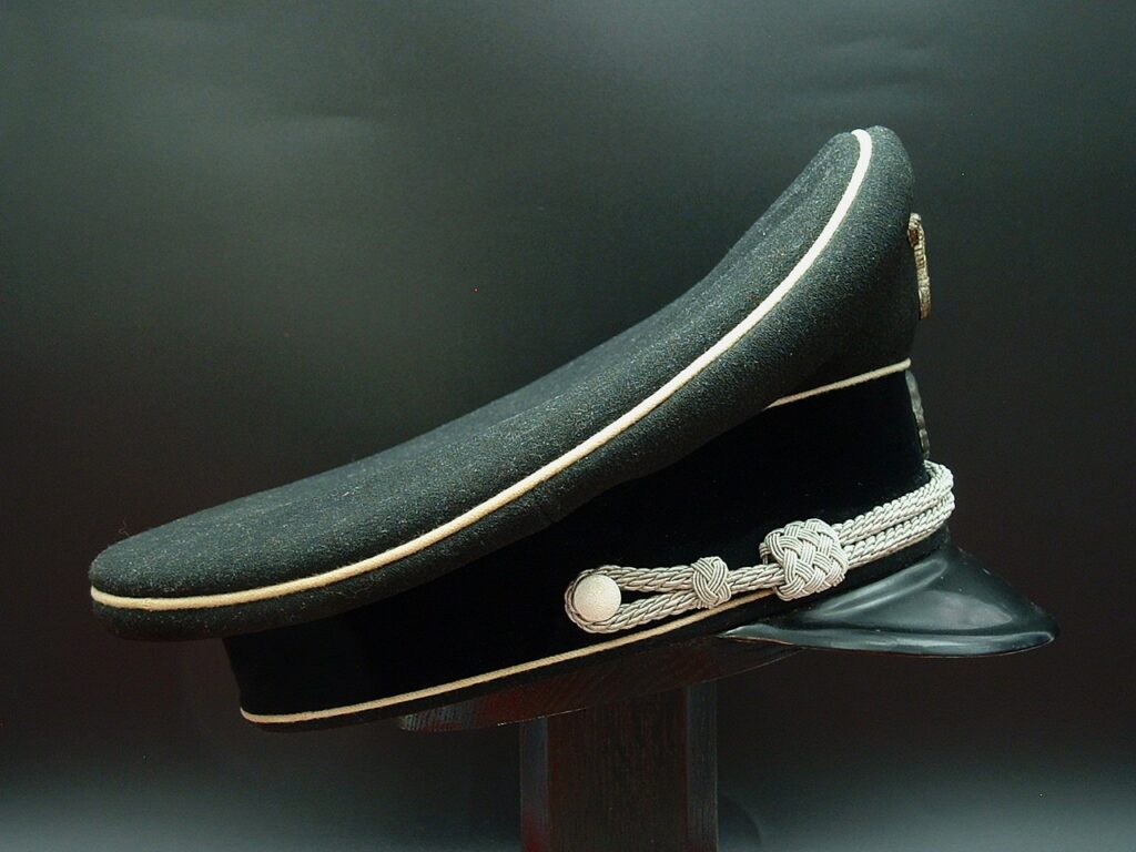 5 - Allgemeine SS Officer's Visor - RC149