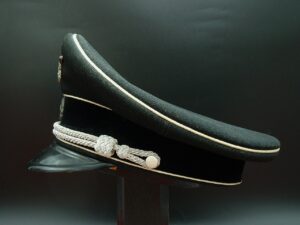 7 - Allgemeine SS Officer's Visor - RC149