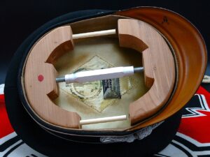 9 - Allgemeine SS Officer's Visor - RC149