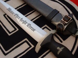 9 - Wonderful Boker M33 SS Dagger - RC152