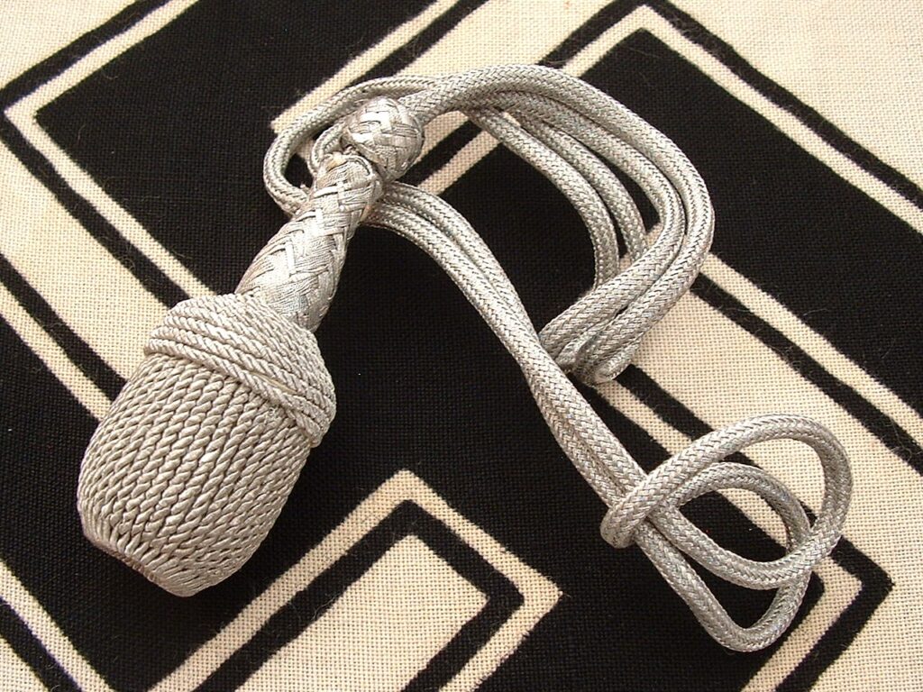 1 - Heer Dagger Portapee - A800