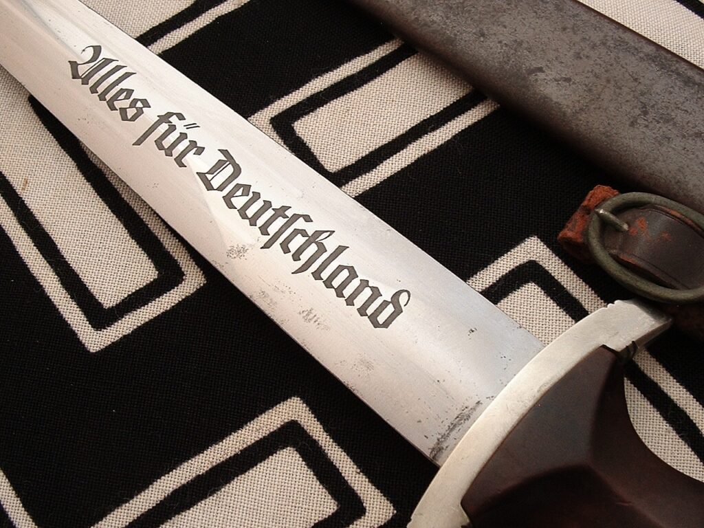 11 - Early Storm Trooper's Dagger by Merten - D1232