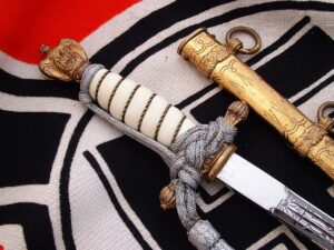 2 - 3rd Reich Navy Dagger by Eickhorn - D1237