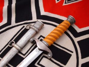 2 - Early Army Officer's Dagger by Eickhorn - D1235