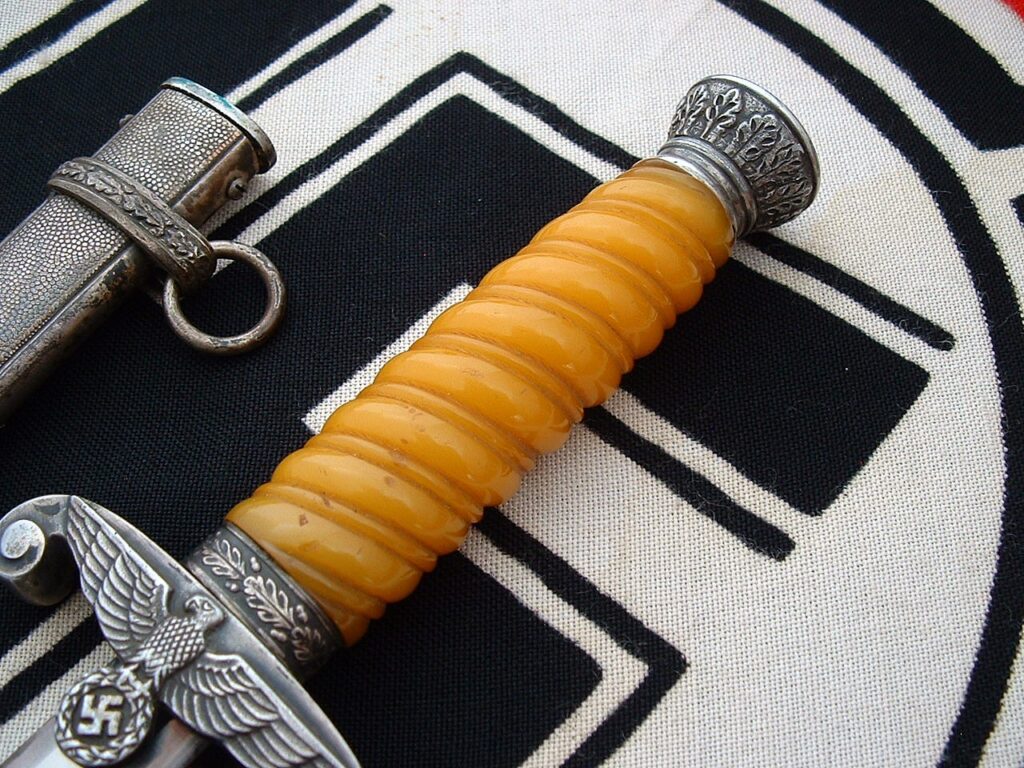 2 - Glass Grip Army Officer's Dagger by E. Pack - D1243