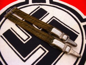 2 - Heer Dagger Hangers - A803