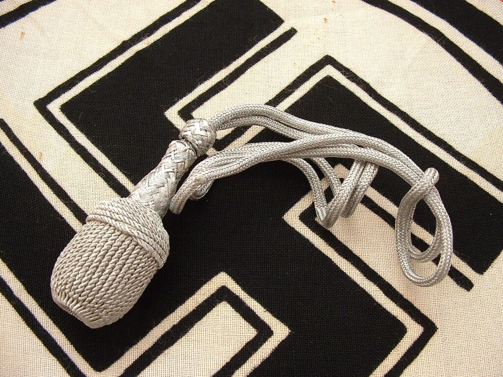 2 - Heer Dagger Portapee - A800