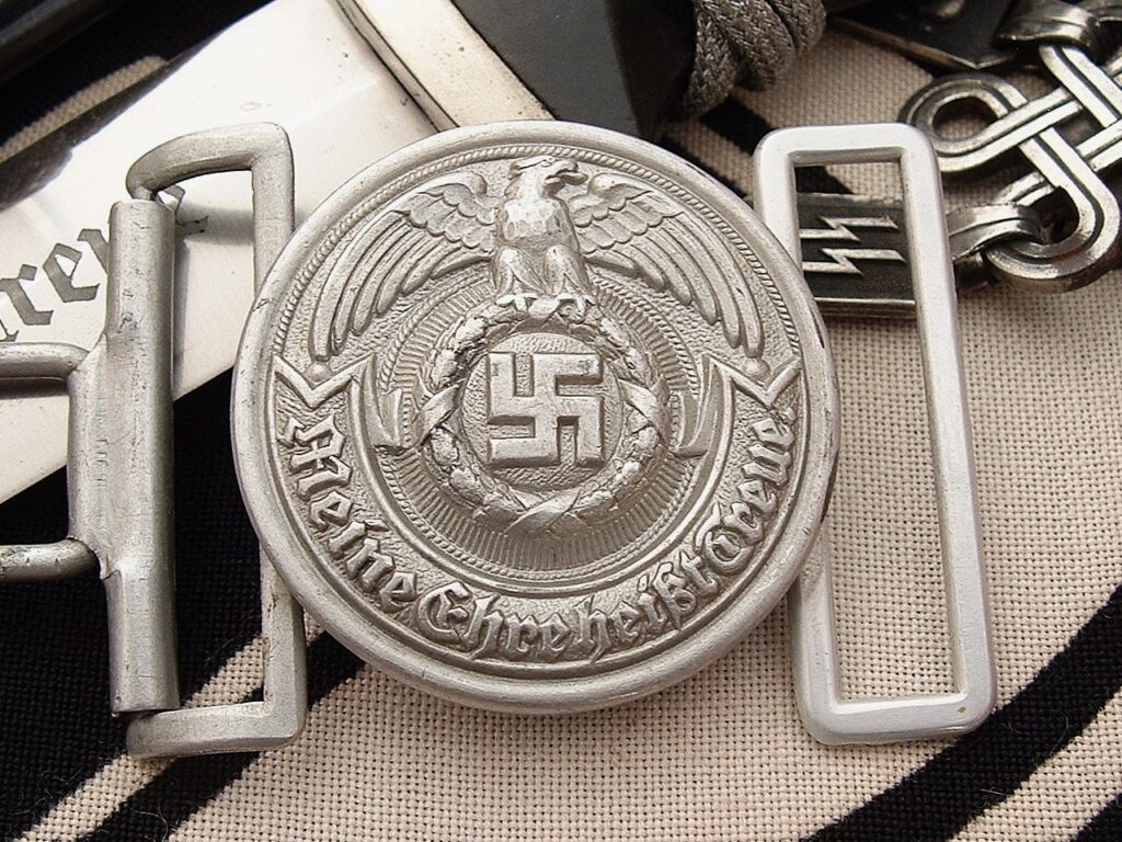 2 - Mint SS Officer's Buckle by Overhoff - B226