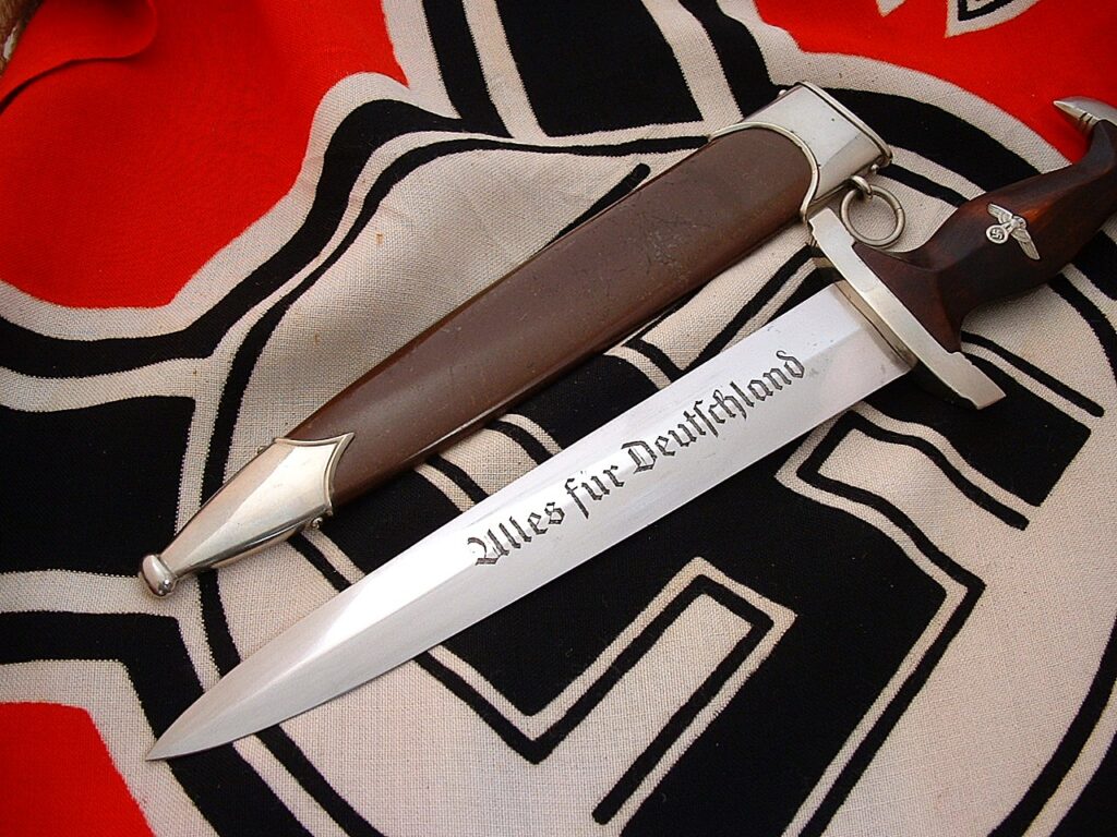 2 - Minty SA Dagger by Heller - D1240